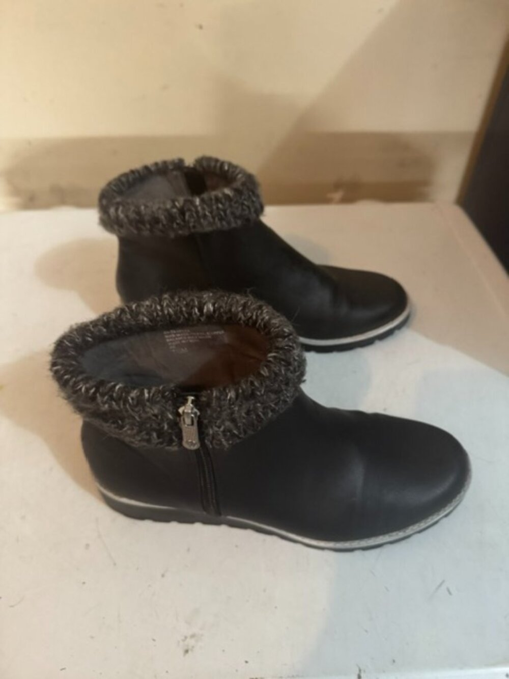 Brand New Leather Adrienne Vittadini Boots – Women’s Size 7-7.5